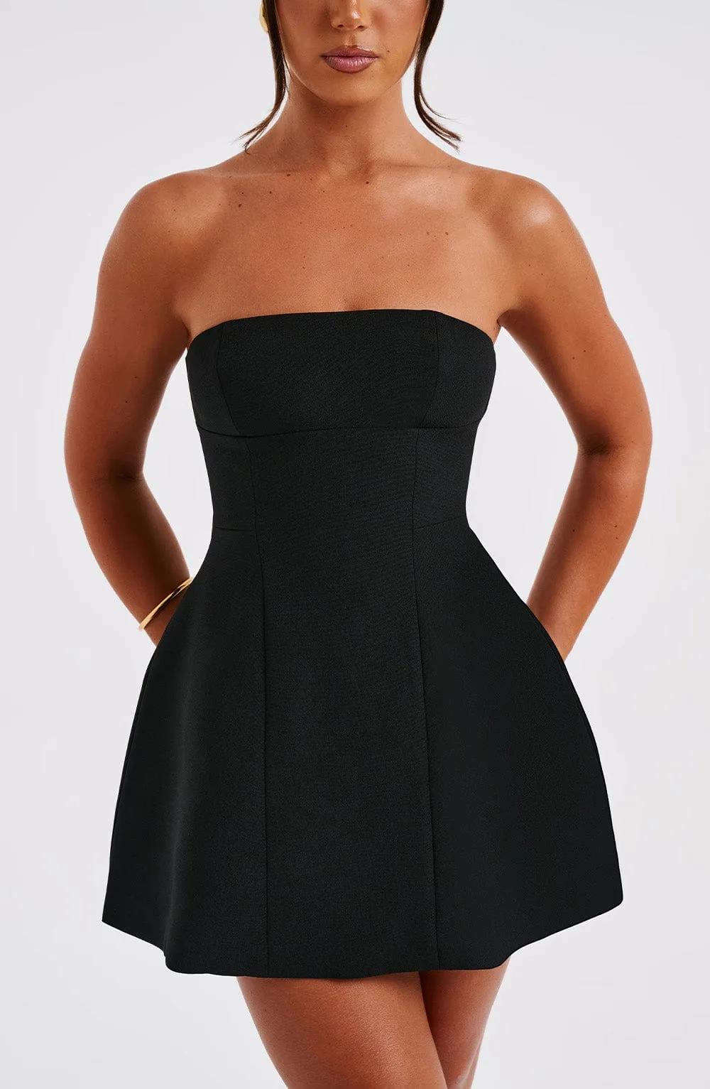Asha Mini Graceful Dress - Black