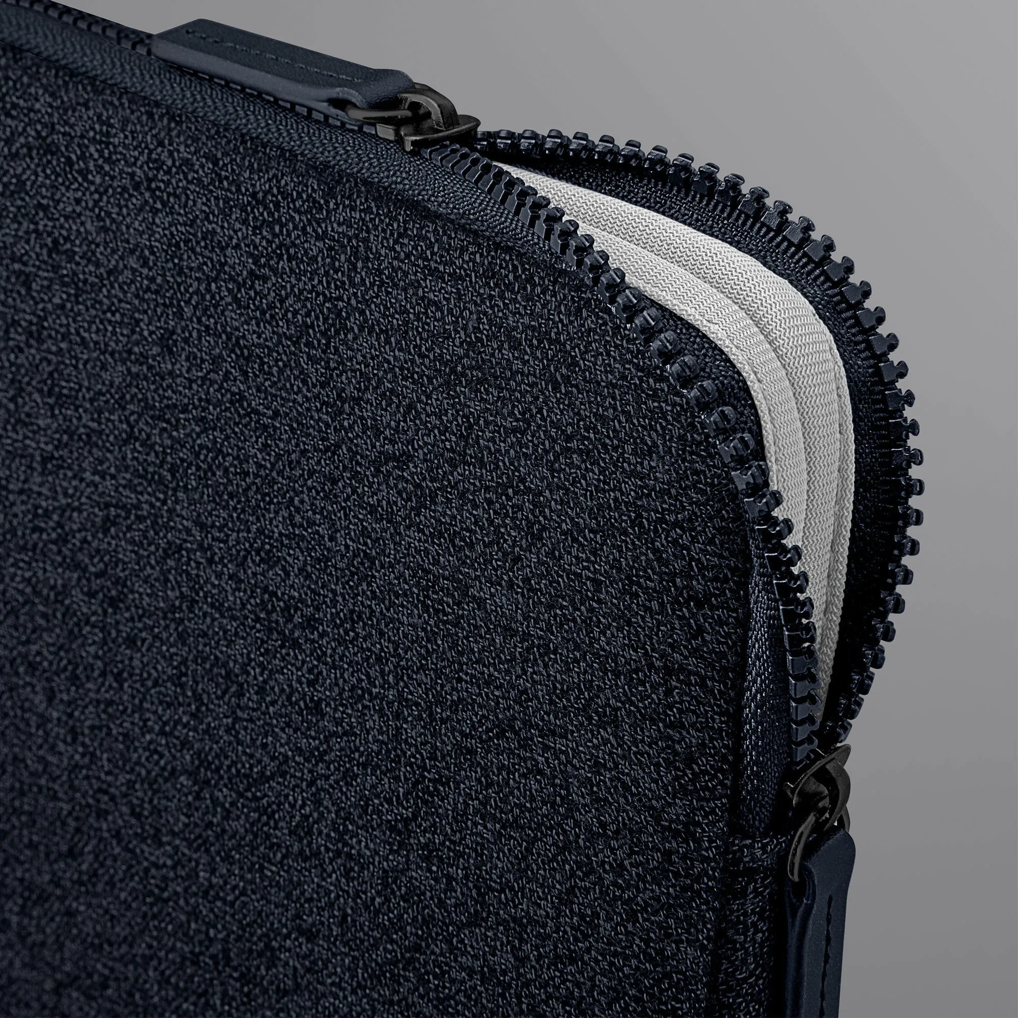 INFLIGHT Protective Sleeve for 16-inch Laptop