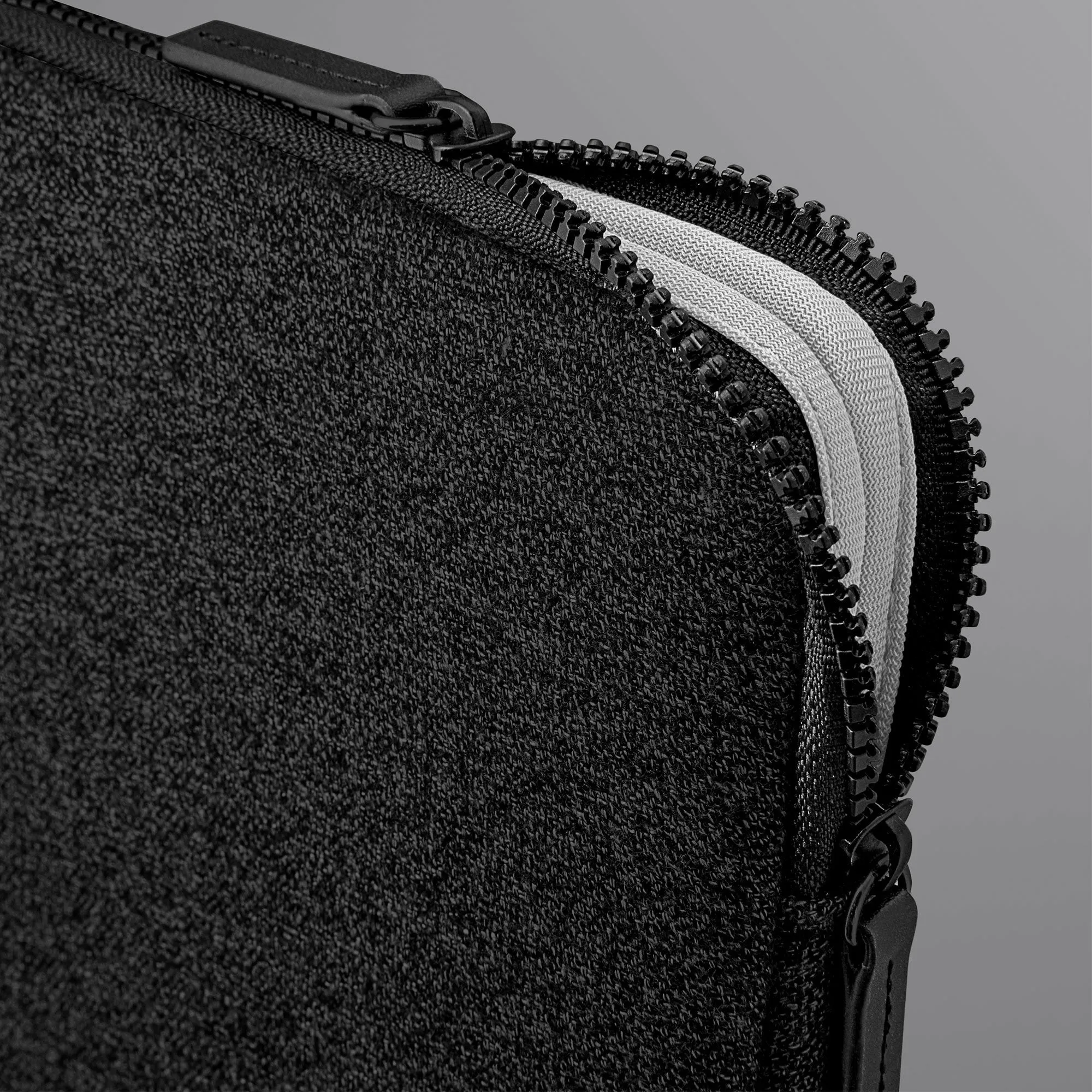 INFLIGHT Protective Sleeve for 16-inch Laptop