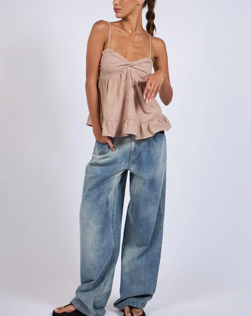 Women Y2k Peplum Cami Top Spaghetti Strap V Neck Ruffle Hem Babydoll Tank Tops Aesthetic Going Out Camisoles