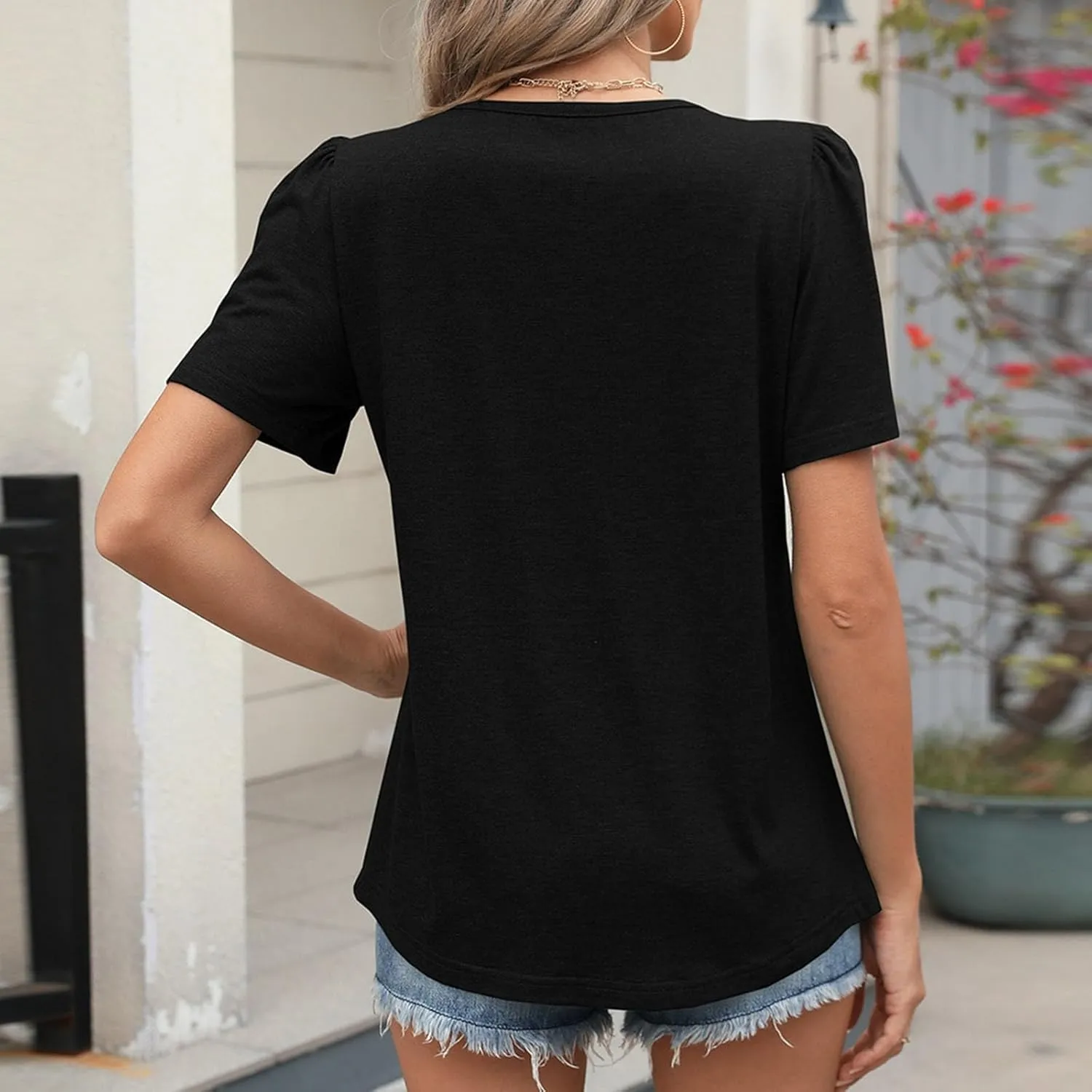 Women's Casual Short Sleeve Henley Round Neck Shirts Loose Fit Pleated Tunic Blouse Tops Vacation Tops Fashion Shirt